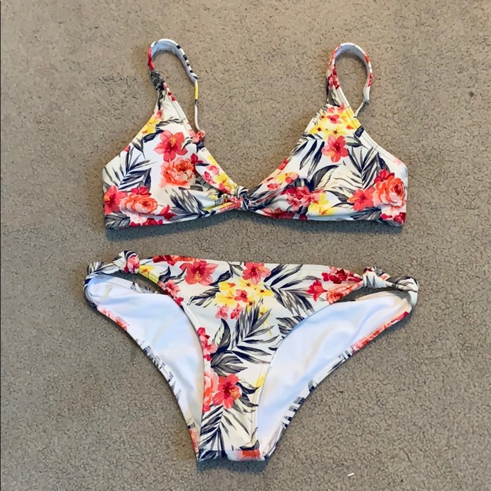 Floral bikini